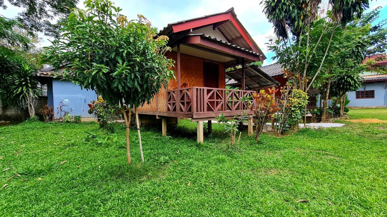 Pasanchai Bungalow Ванг-Виенг Экстерьер фото