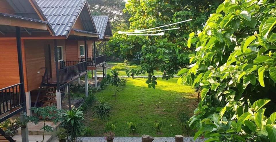 Pasanchai Bungalow Ванг-Виенг Экстерьер фото