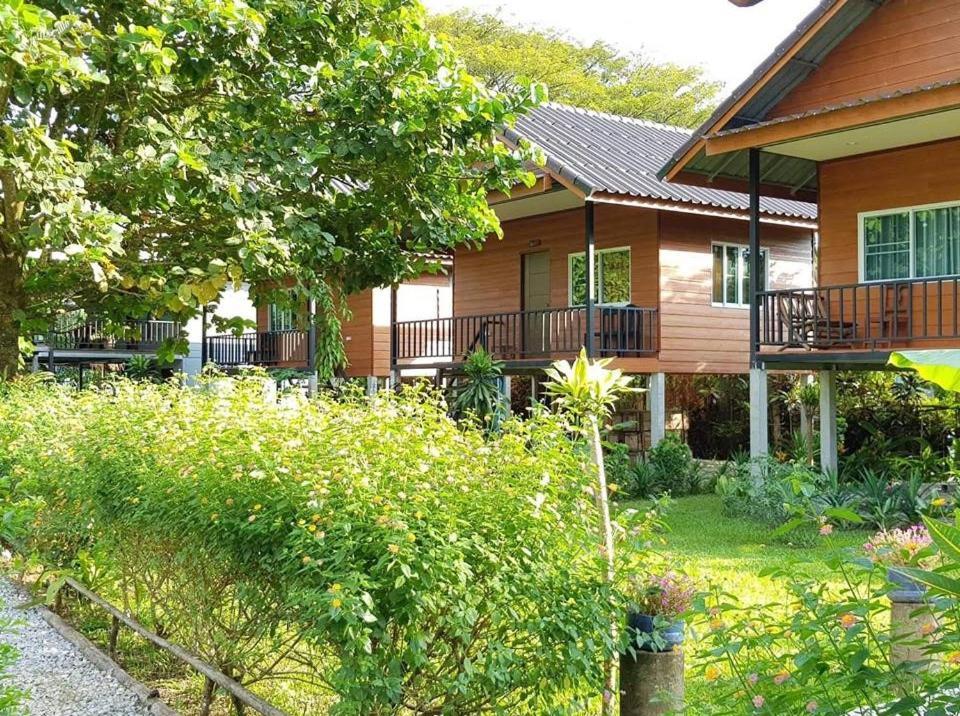 Pasanchai Bungalow Ванг-Виенг Экстерьер фото
